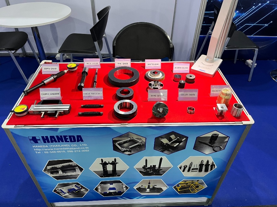 Exhibition Booth 4