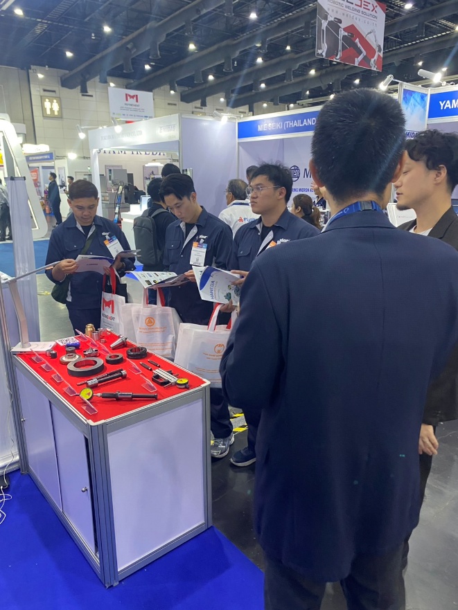 Exhibition Booth 7