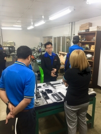 วันที่ 11/11/19 ลูกค้าเข้าเยี่ยมชมและดูการผลิตงาน