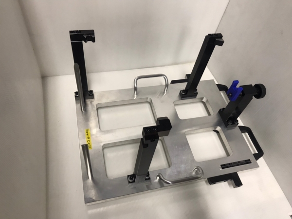 MEASURING COMPONENT
